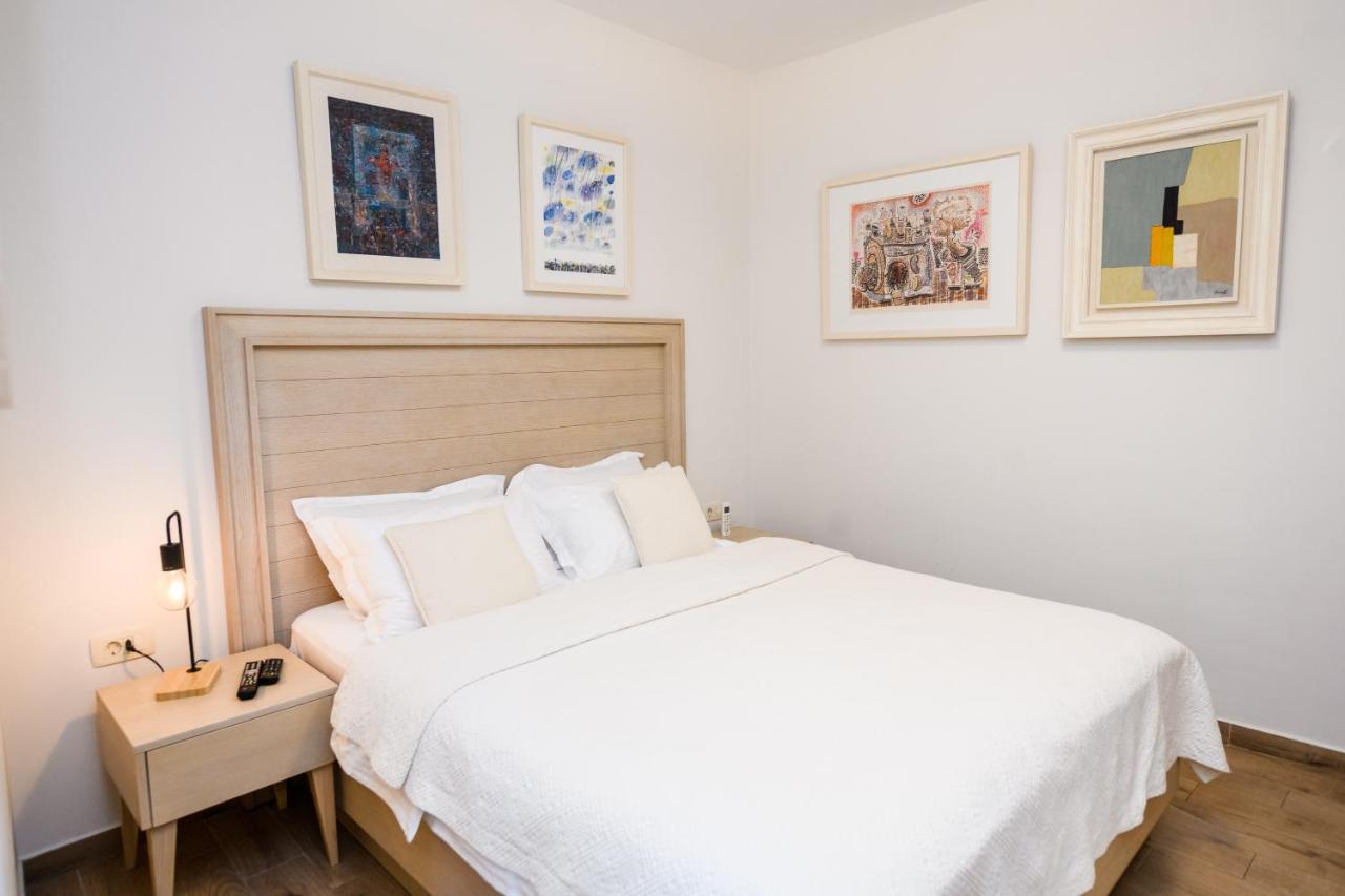 Apartmani Art Karampana Kotor Eksteriør bilde
