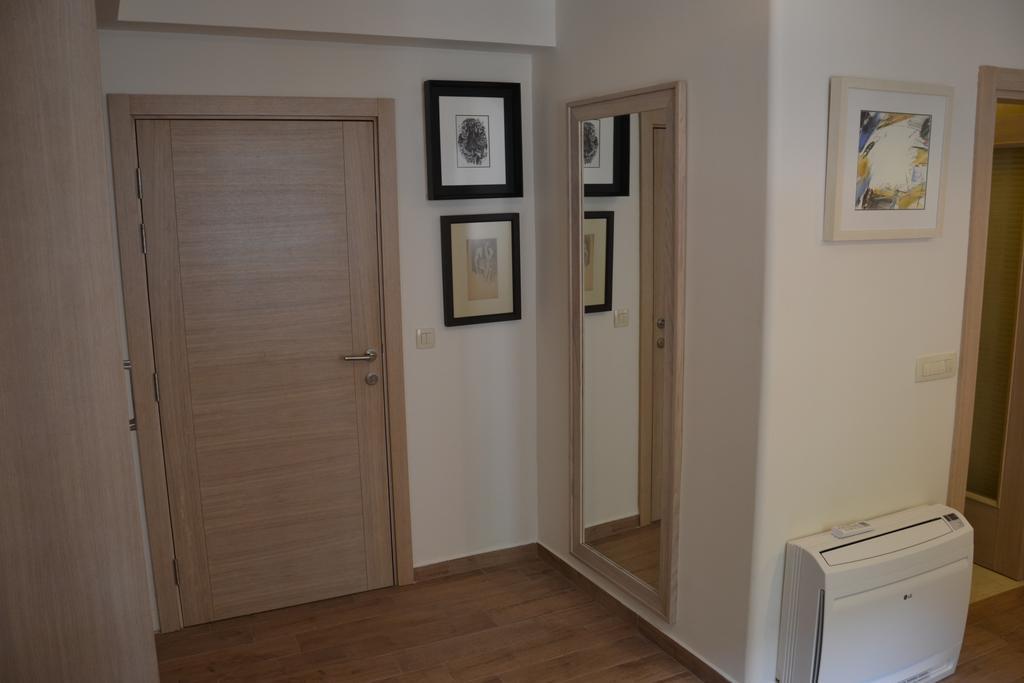 Apartmani Art Karampana Kotor Eksteriør bilde