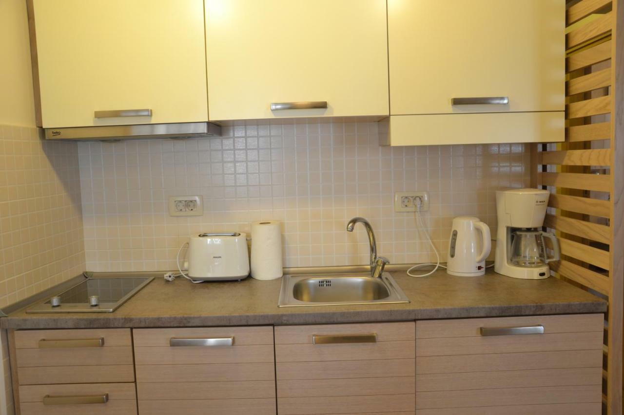 Apartmani Art Karampana Kotor Eksteriør bilde